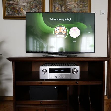 Neu - 4 Zimmer, 4 Betten, 5 Min Zum Hbf, Terrasse, 160Qm Augsburg Exteriör bild